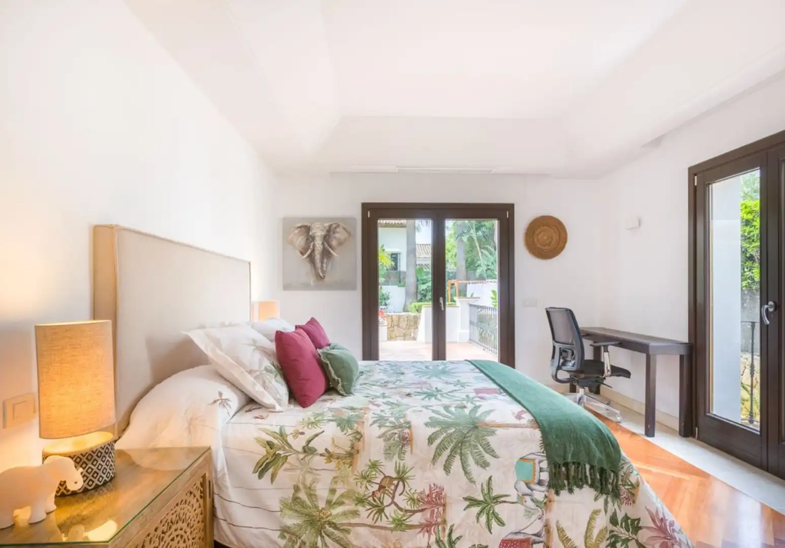 Dormitori de Casa o xalet de lloguer en Marbella amb Aire condicionat, Terrassa i Piscina