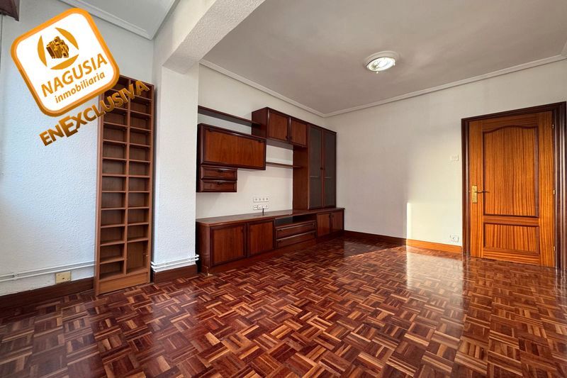 Flat for sale in Centro - Ariz - Uribarri