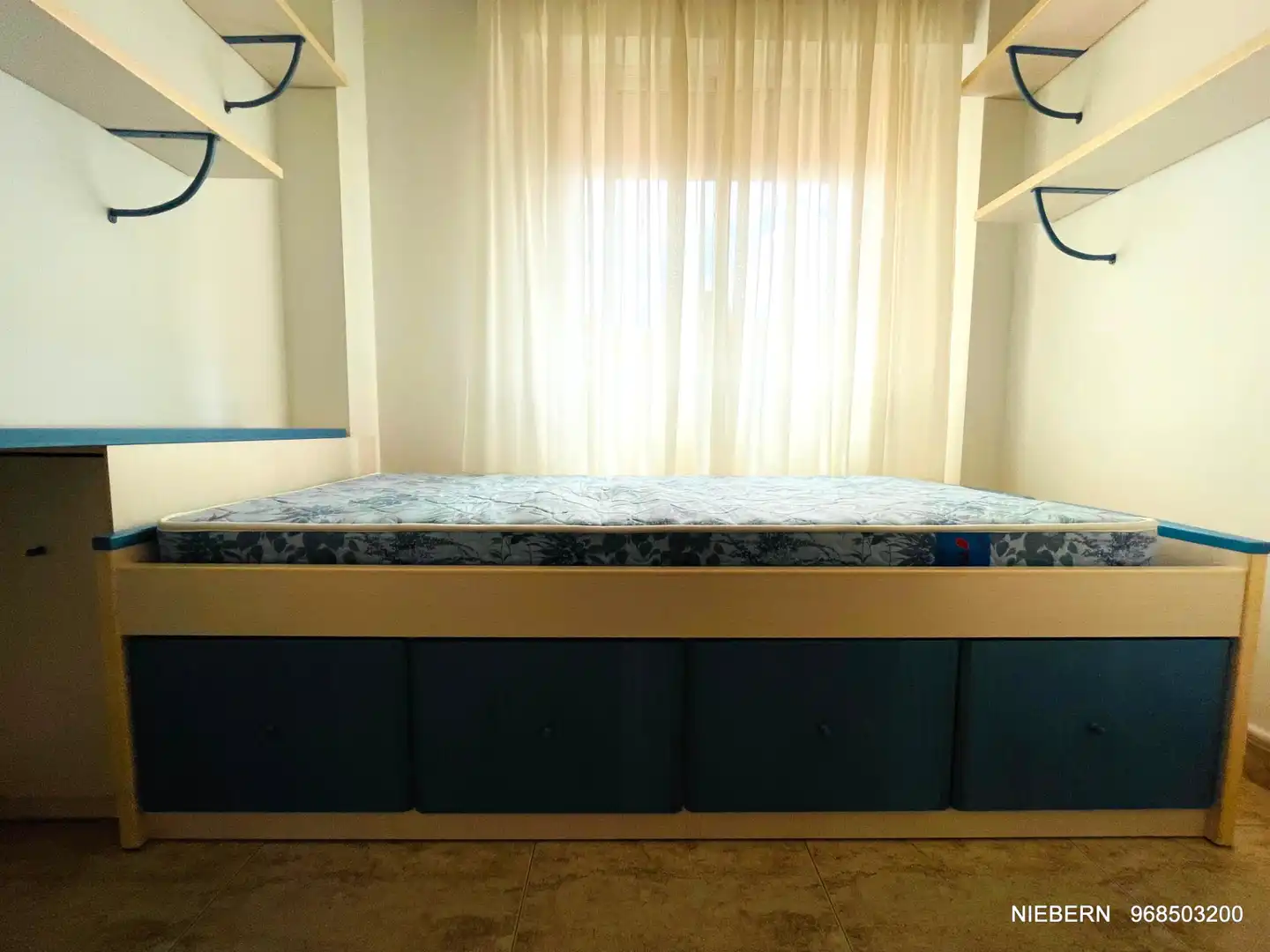 Flat with terrace to rent in Avenida de Venecia, imagen 41