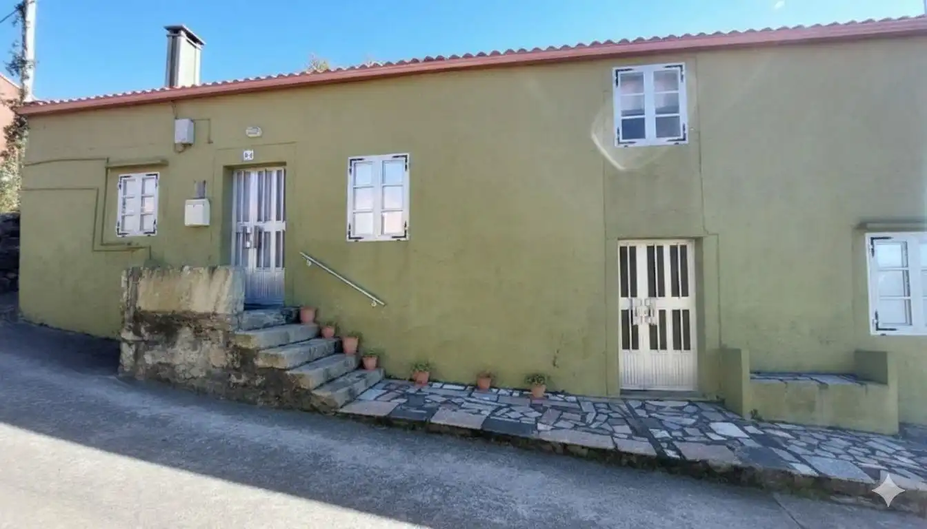 Maison avec jardin à vendre à Boiro