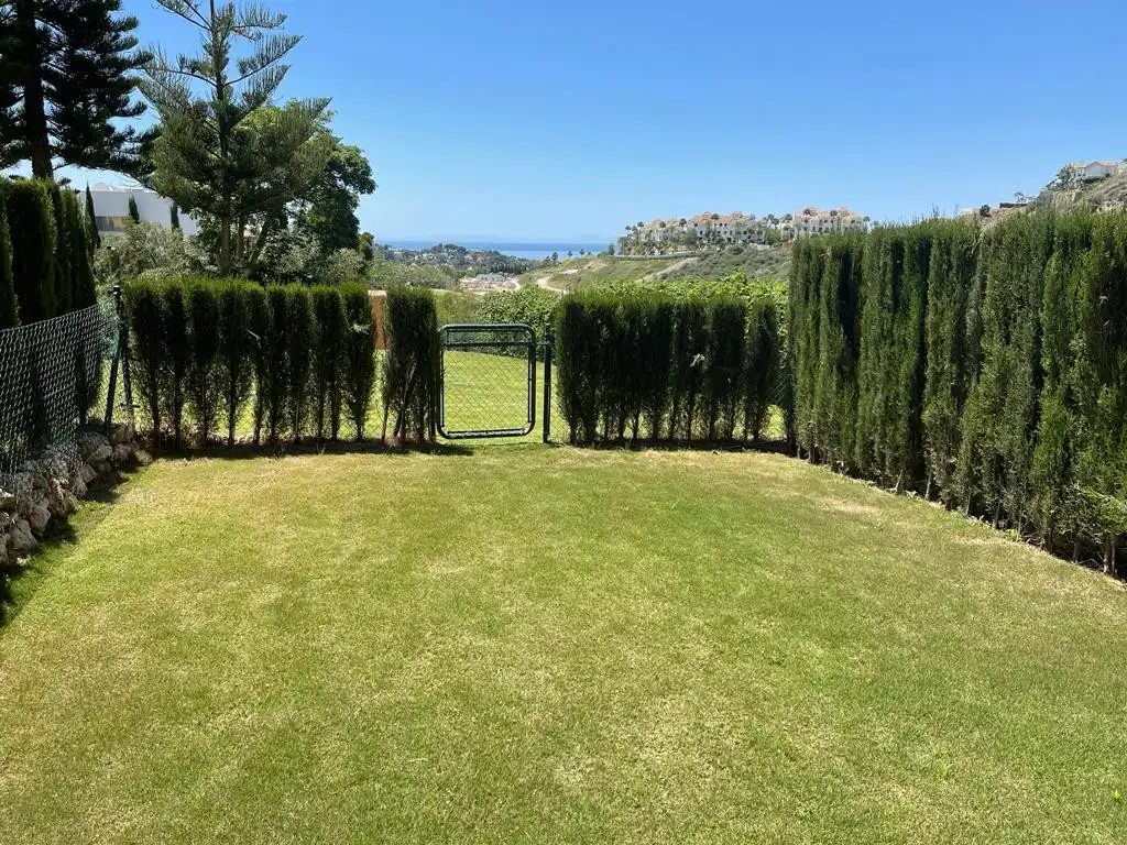 Casa a schiera con piscina in vendita a ATALAYA HILL-CLUB 1, imagen 11