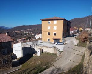 Vista exterior de Pis en venda en San Juan de Gredos