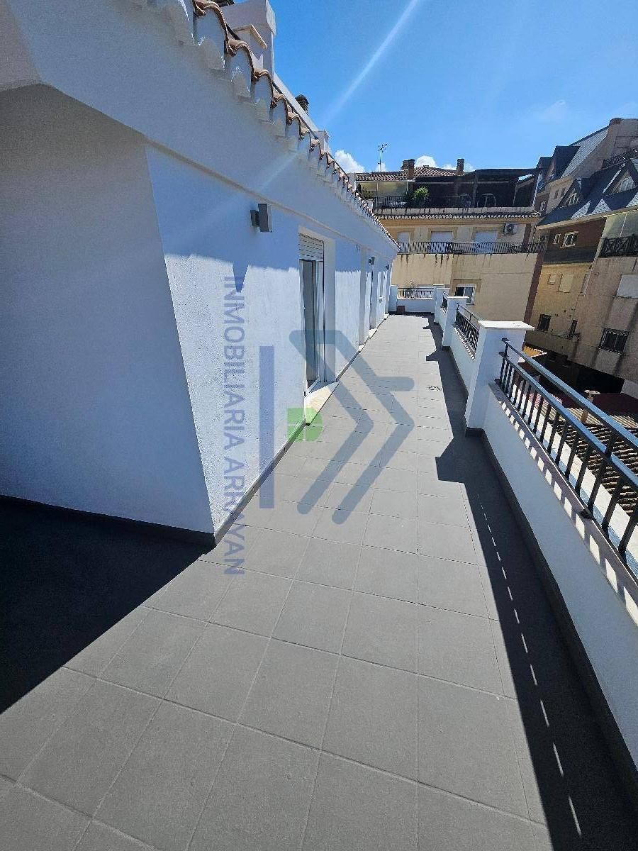 Terrassa de Pis de lloguer en Monachil amb Terrassa i Moblat