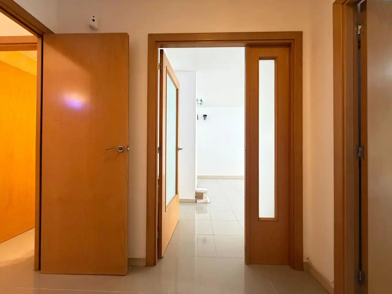 Planta baja en venta en Girona con Terraza