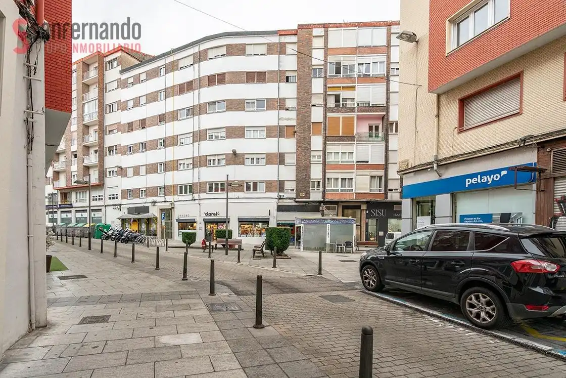 Appartement avec ascenseur à vendre à Calle HERMILIO ALCALDE DEL RIO 3