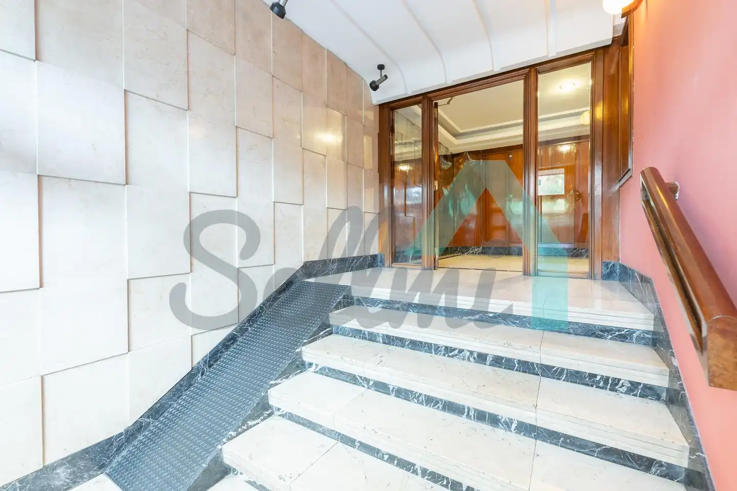 Piso para compartir en Oviedo  con Calefacción, Parquet y Amueblado