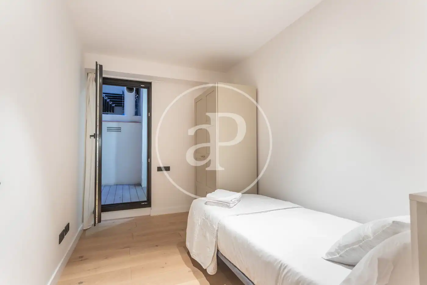 Piso de alquiler en Carrer del dos de Maig, El Camp de l'Arpa del Clot