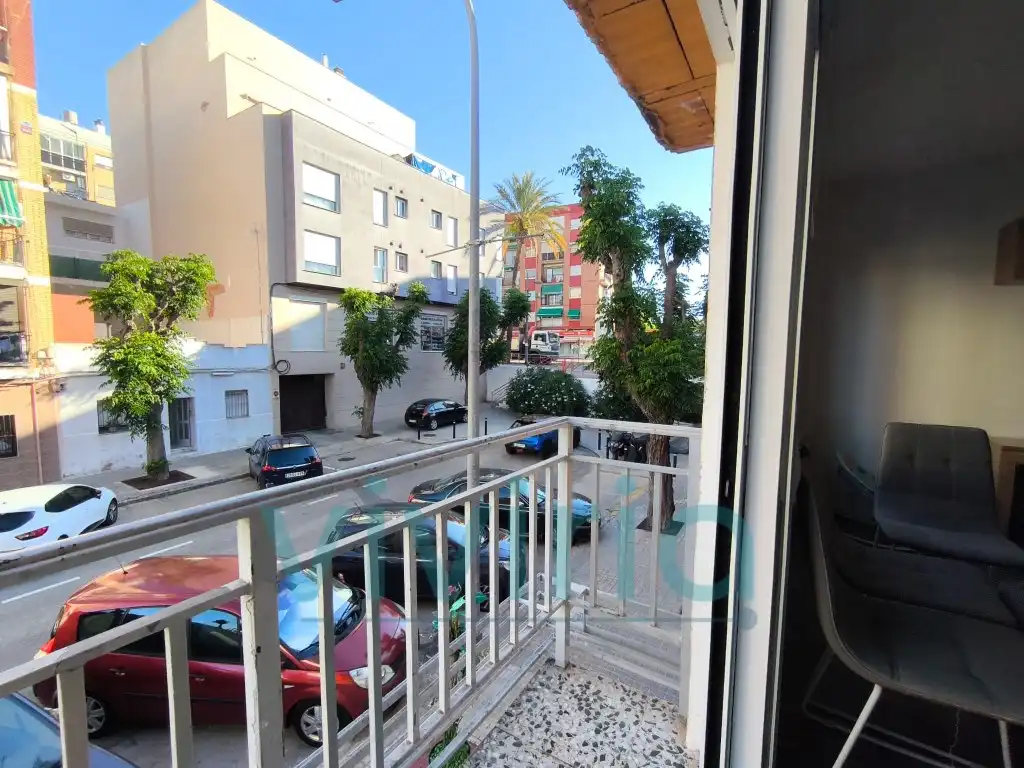 Vista exterior de Casa o chalet en venta en Paterna con Balcón