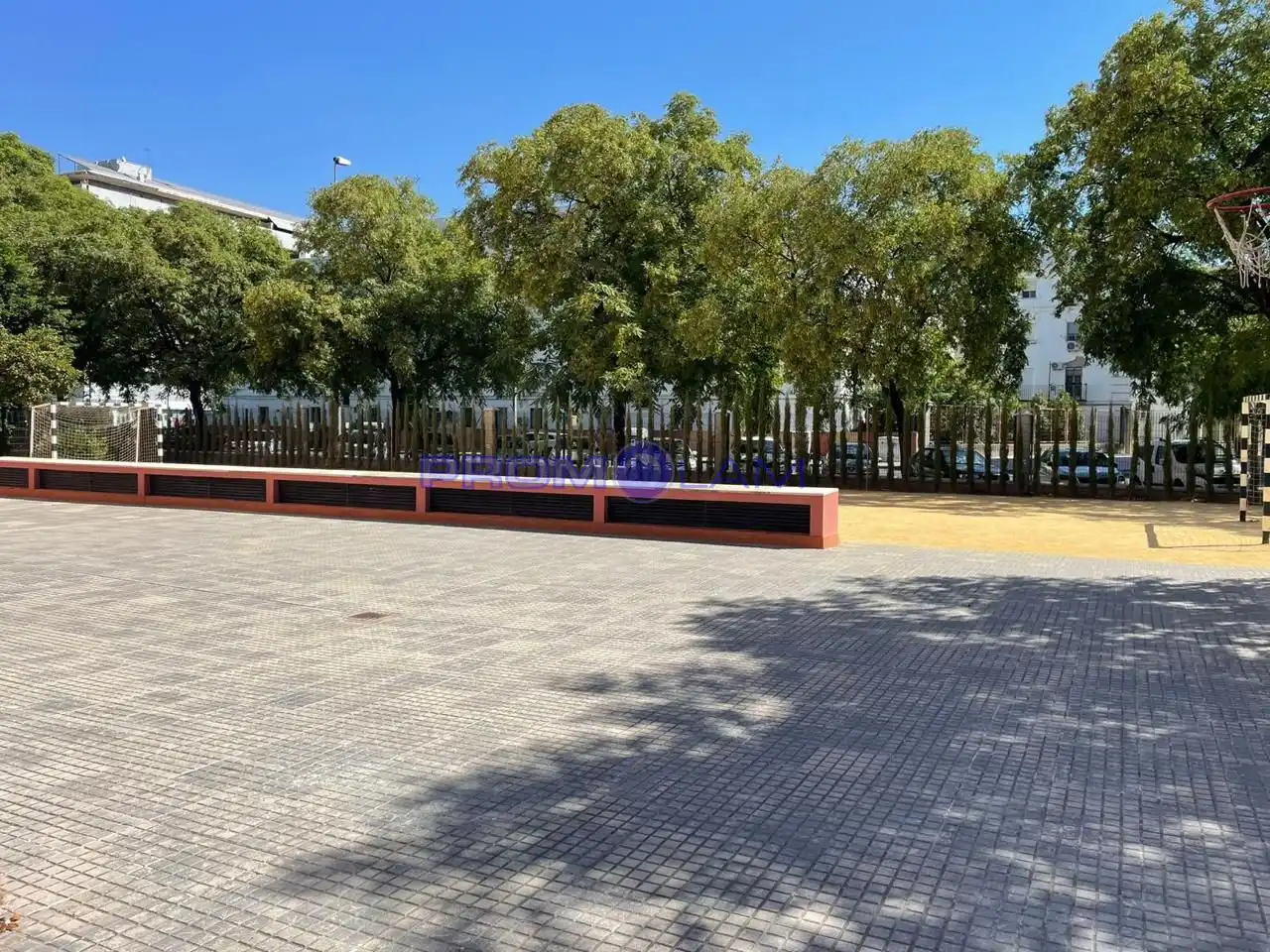 Aparcament de Pis en venda en Sevilla amb Aire condicionat
