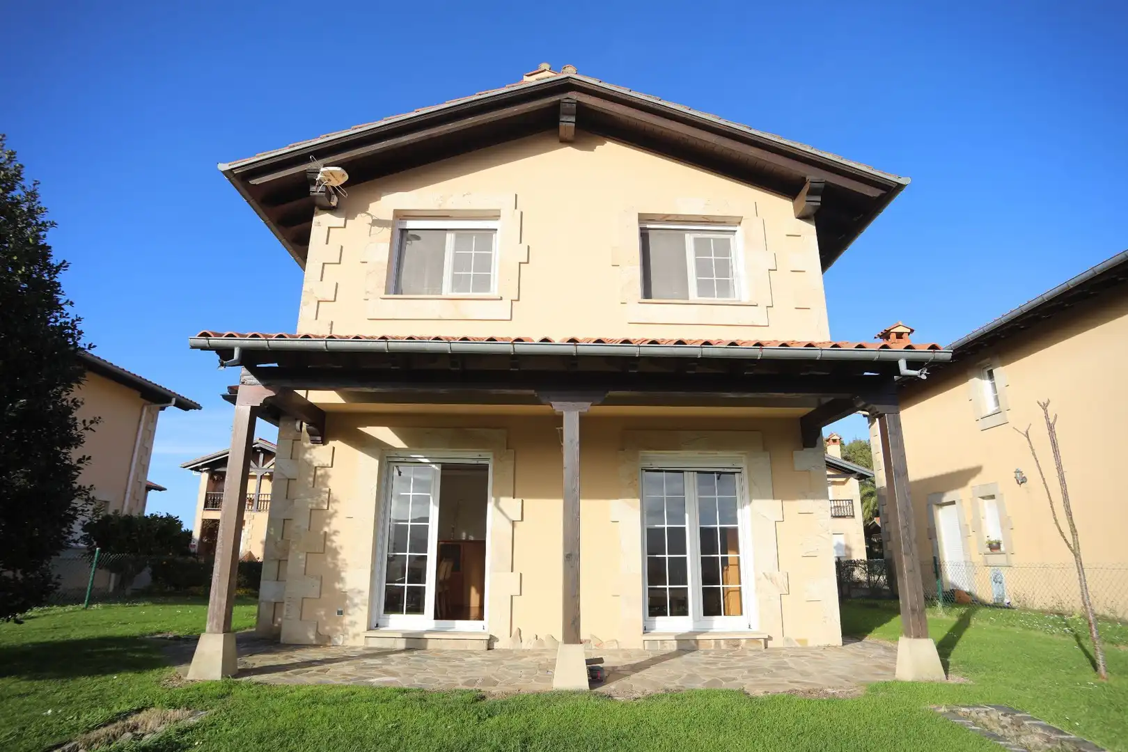 Exterior view of Houses for rent in Udías, Cantabria