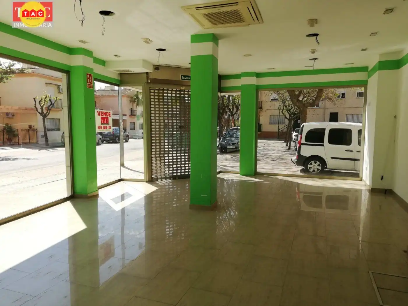 Local comercial en alquiler en Lepe, imagen 3