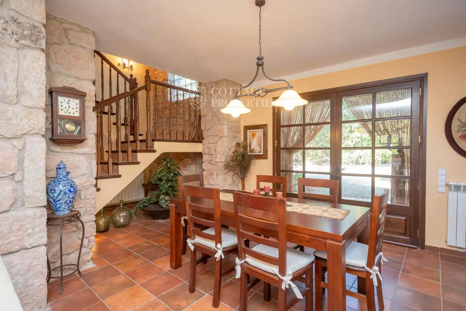 Comedor de Finca rústica en venta en Aguilar de Segarra con Calefacción
