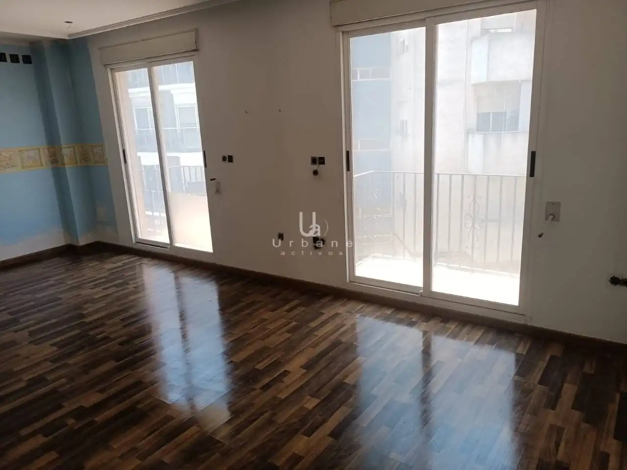 Sala de estar de Casa adosada en venta en Algemesí con Terraza