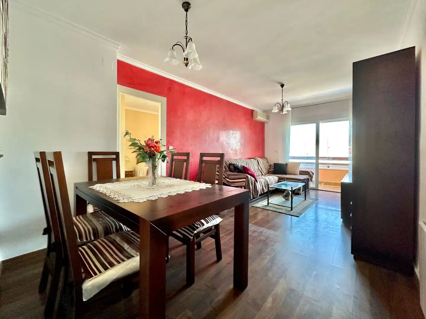 Sala de estar de Apartamento en venta en Almuñécar con Aire acondicionado, Terraza y Amueblado