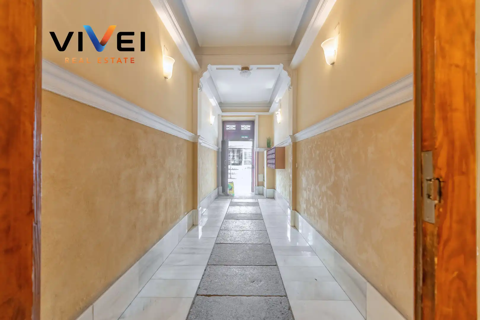 Piso en venta en Madrid con Calefacción y Balcón