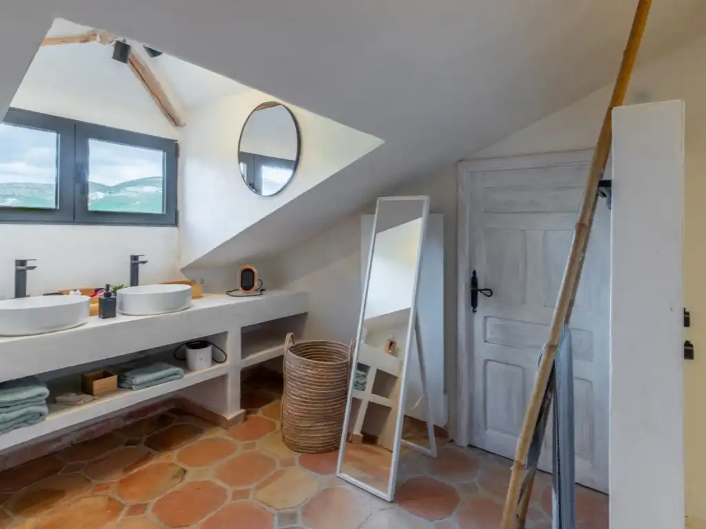Bany de Casa o xalet en venda en Torremanzanas / La Torre de les Maçanes amb Aire condicionat, Jardí privat i Piscina