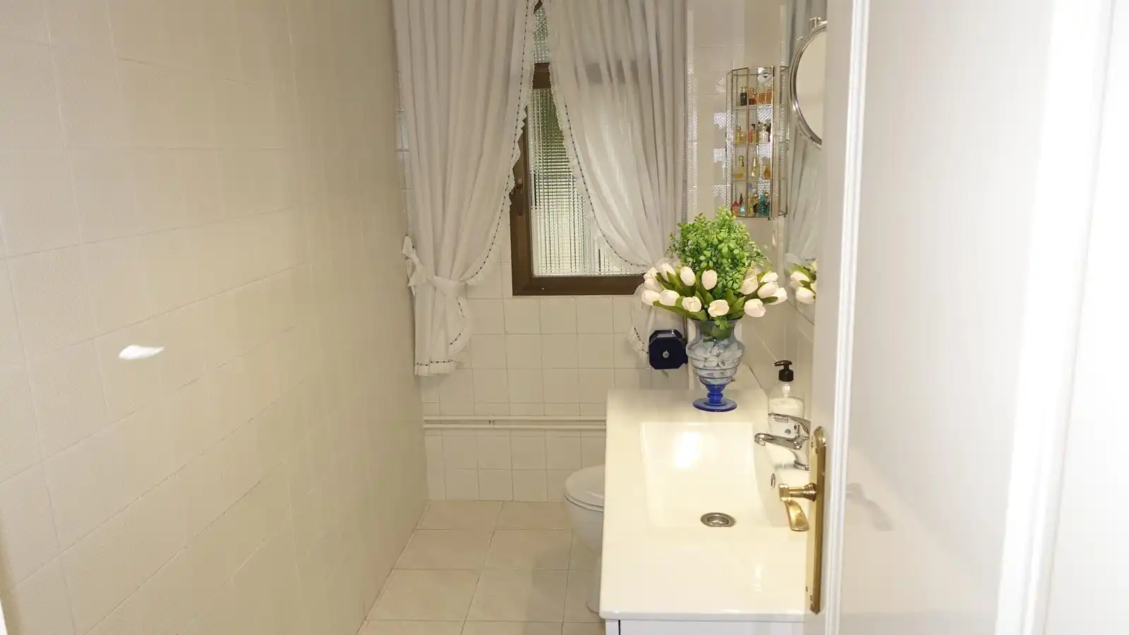 Baño de Casa o chalet en venta en Albolote con Aire acondicionado, Calefacción y Piscina