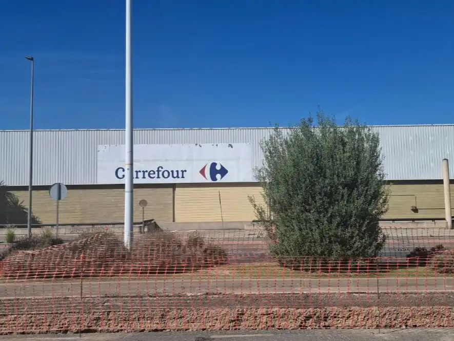 Terreno industrial en venta en Pedanías Este