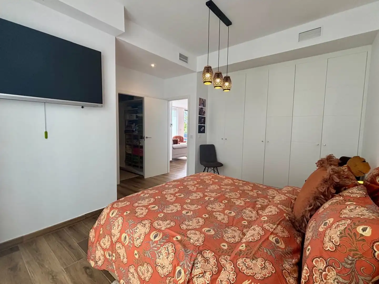 Dormitori de Casa o xalet en venda en Polop amb Aire condicionat, Jardí privat i Terrassa