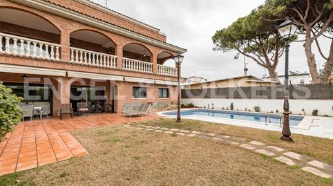 Foto 4 de Casa o xalet en venda a Centre, Castelldefels