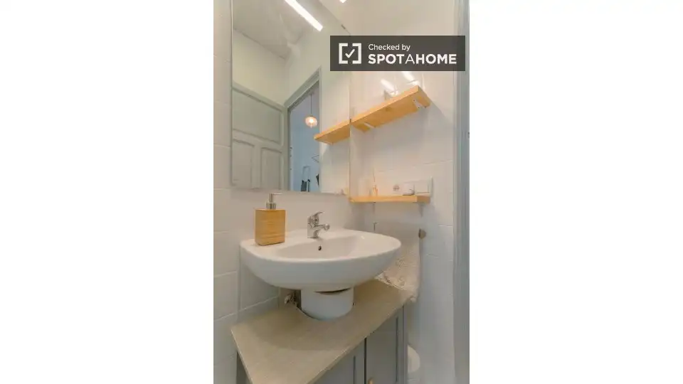 Flat with terrace to rent in L'Eixample, imagen 7