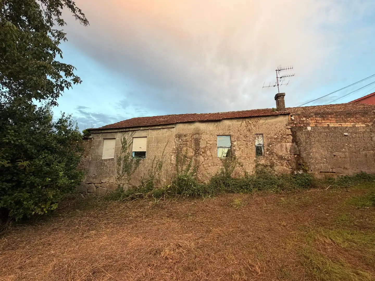 Maison rustique avec jardin à vendre à Campo das Bestas 5, imagen 4
