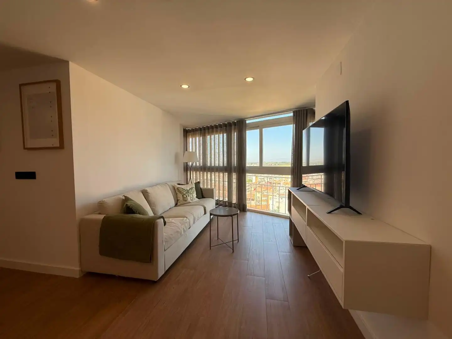 Wohnzimmer von Wohnung zur Miete in Linares mit Klimaanlage und Heizung