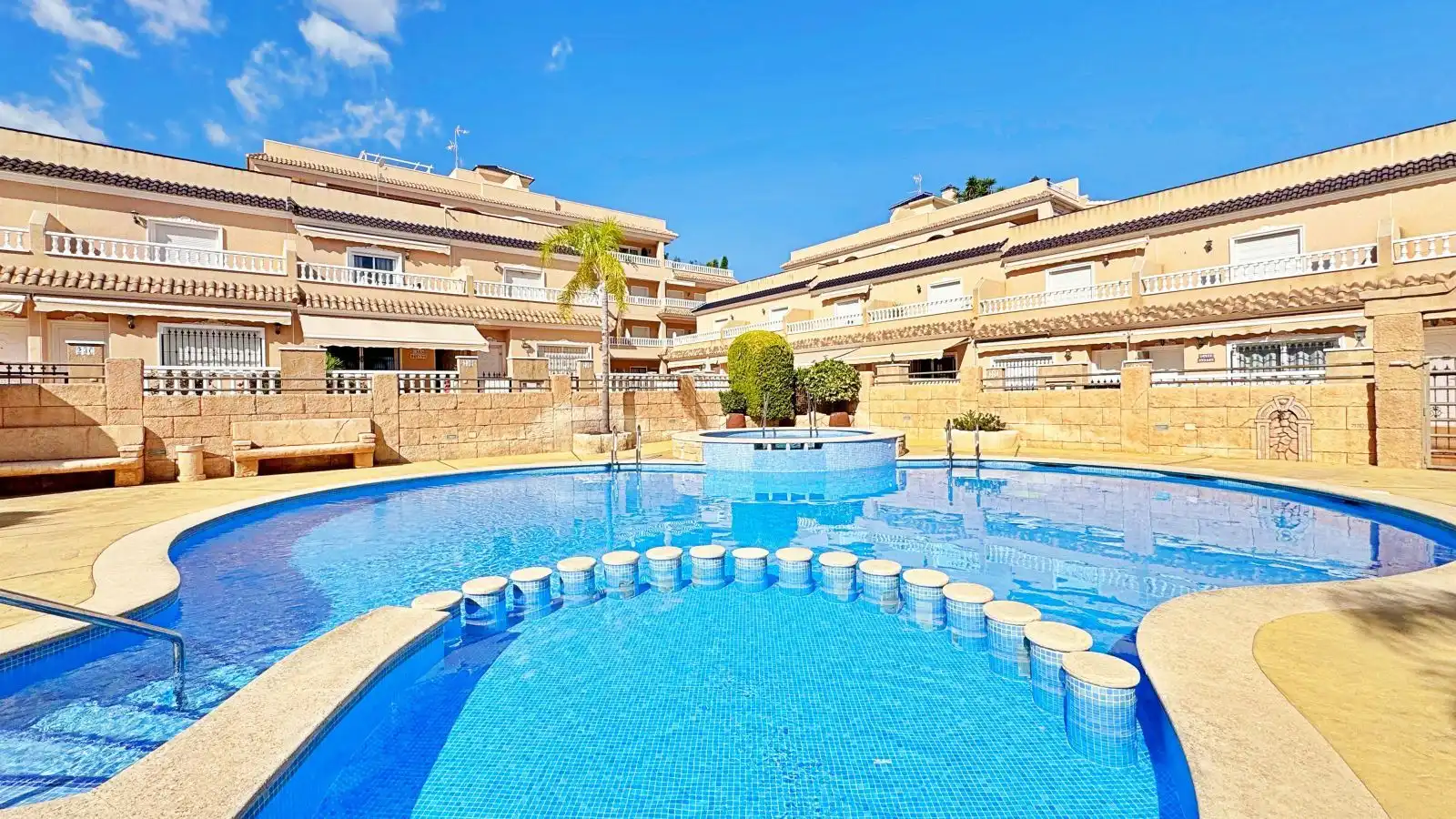 Maison mitoyenne avec piscine à vendre à Calle Comino, imagen 5