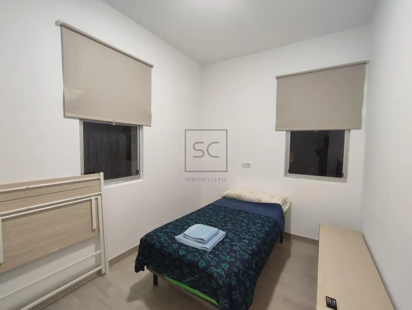 Bedroom of Flat for rent in Ferrol