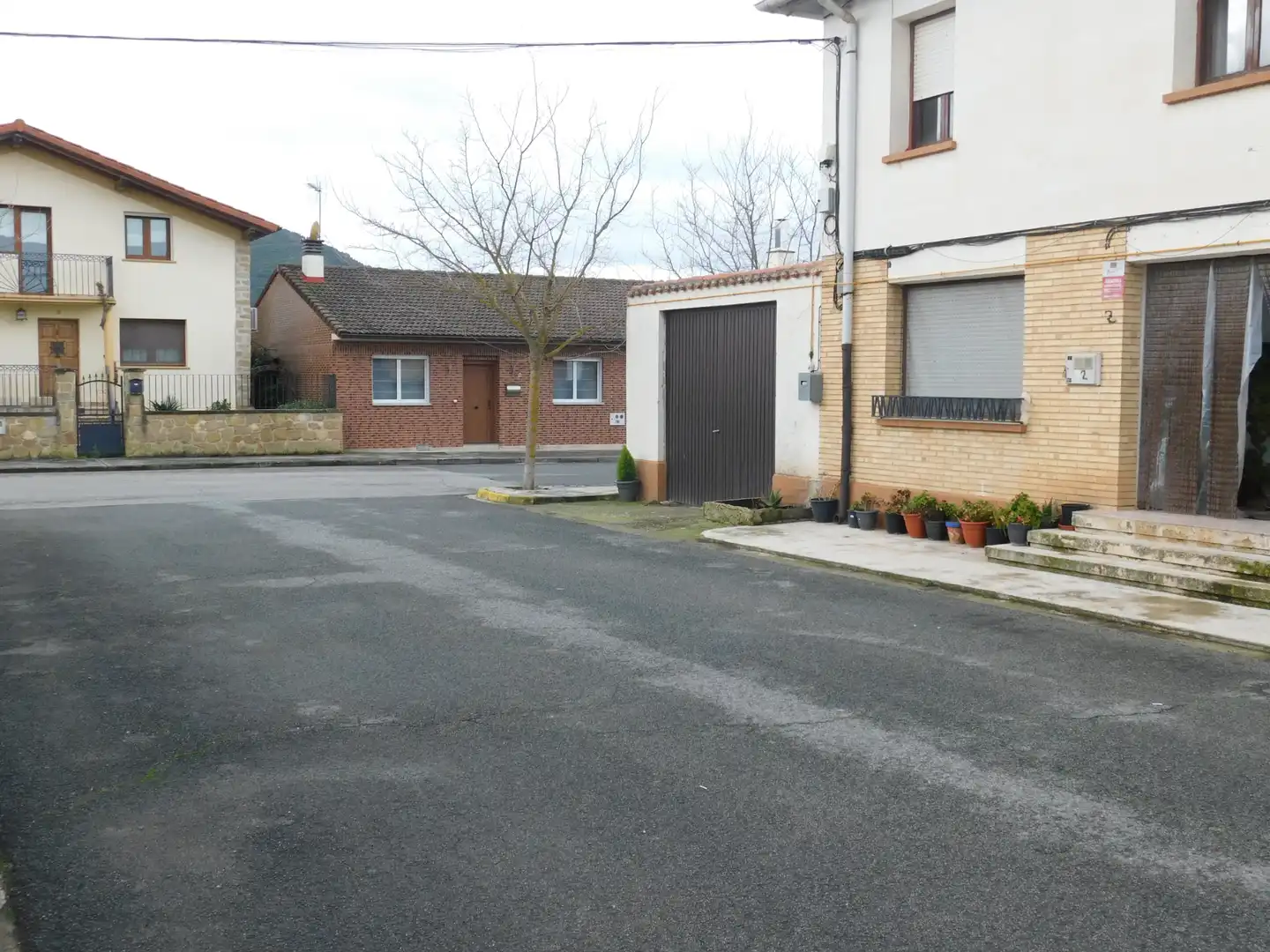 Parking of Detached homes for sale in Gallipienzo / Galipentzu  with Furnished
