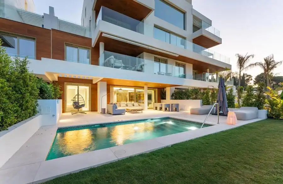 Ground floor for rent in Las Lomas de Río Verde