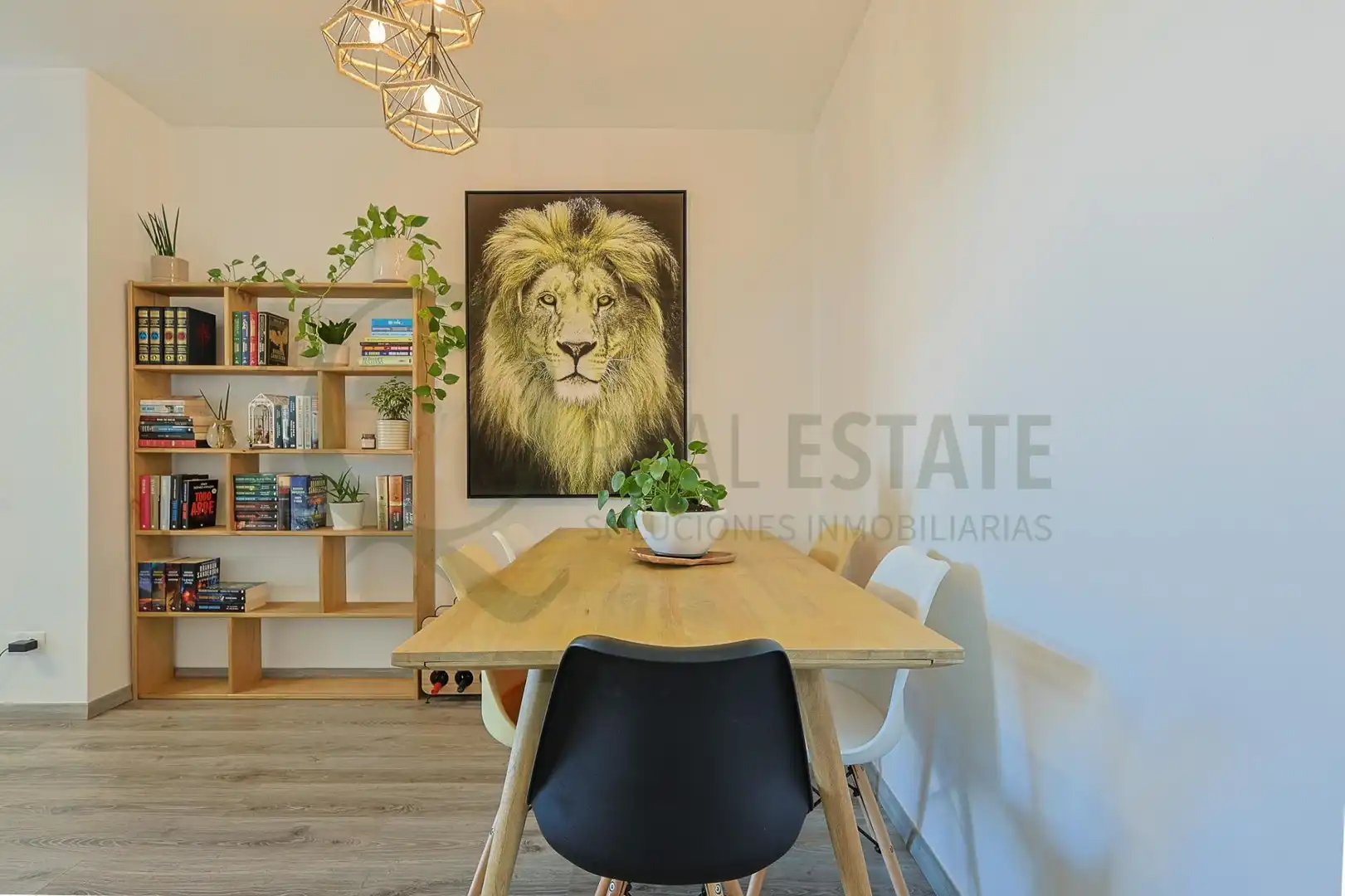 Comedor de Piso en venta en Alicante / Alacant con Jardín privado, Terraza y Trastero