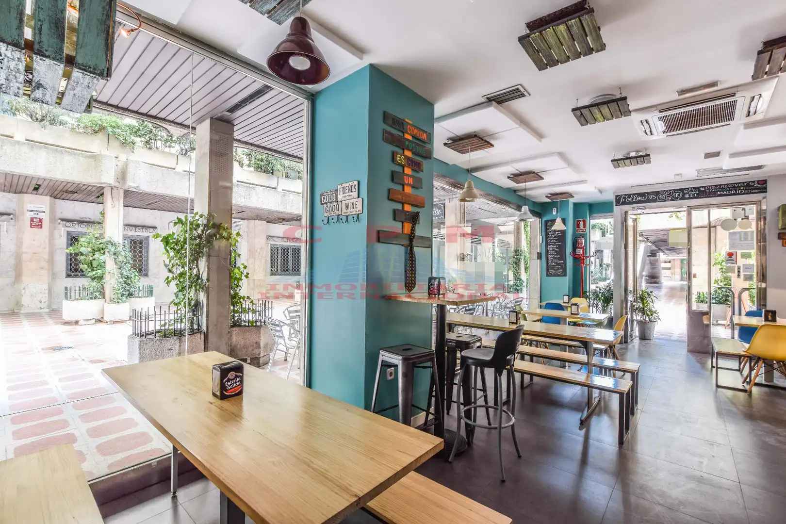 Premises for rent in  Madrid Capital  with Air Conditioner