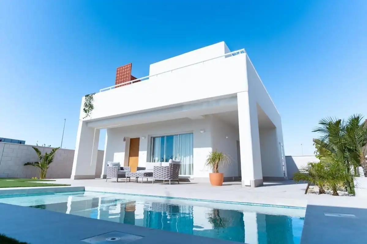 Villa mit Terrasse zum Verkauf in Pilar de la Horadada ciudad