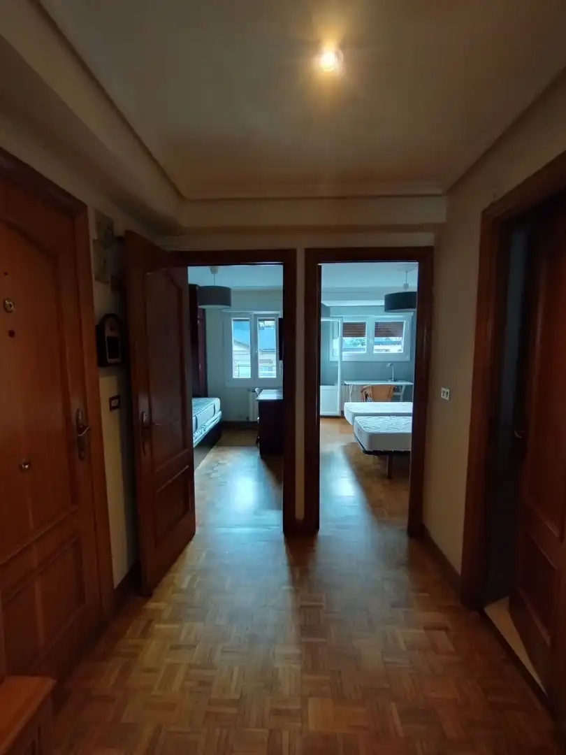 Habitación de Piso de alquiler en Donostia - San Sebastián  con Calefacción y Amueblado