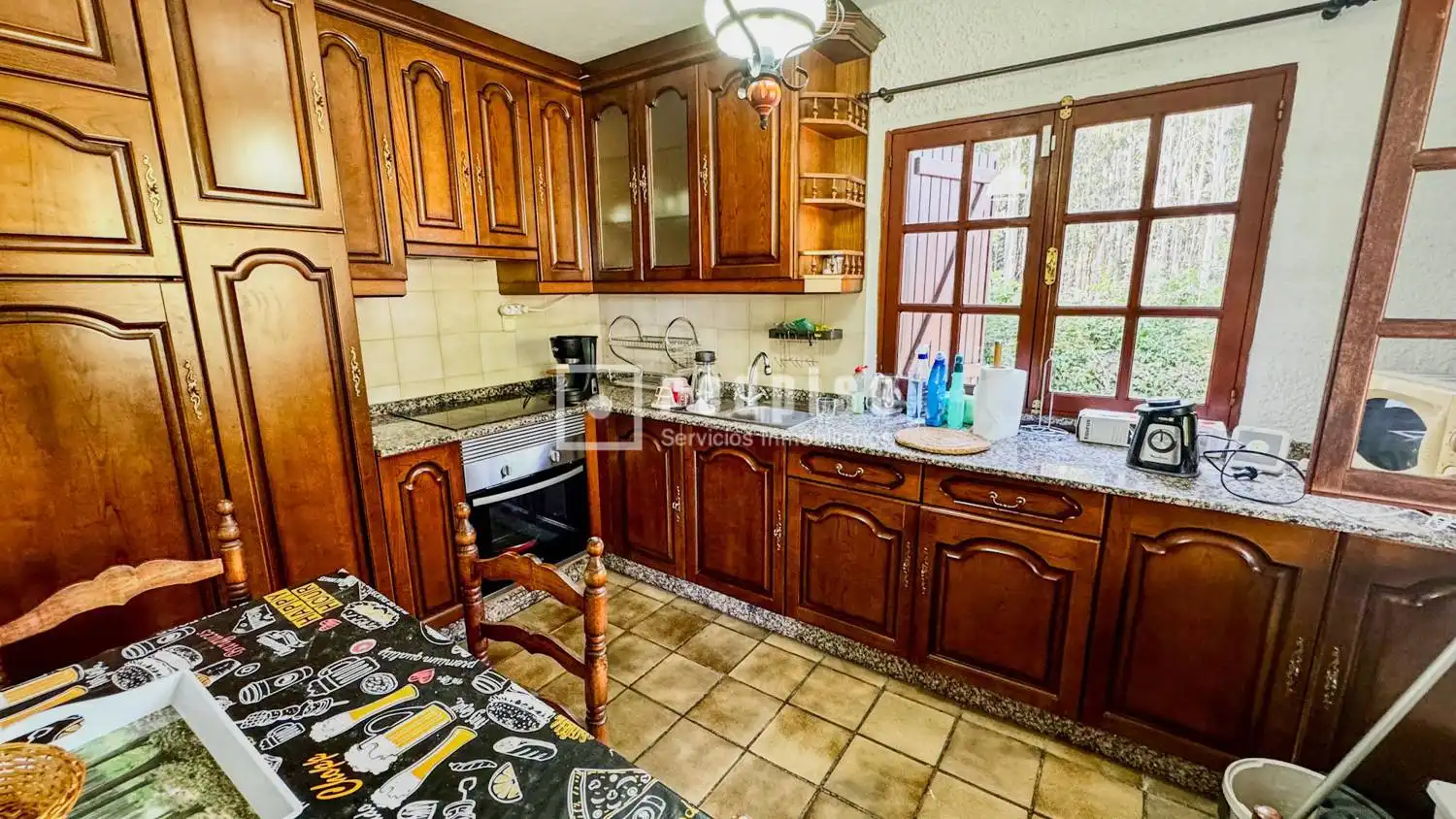 Cocina de Casa o chalet en venta en Abegondo con Parquet, Terraza y Amueblado