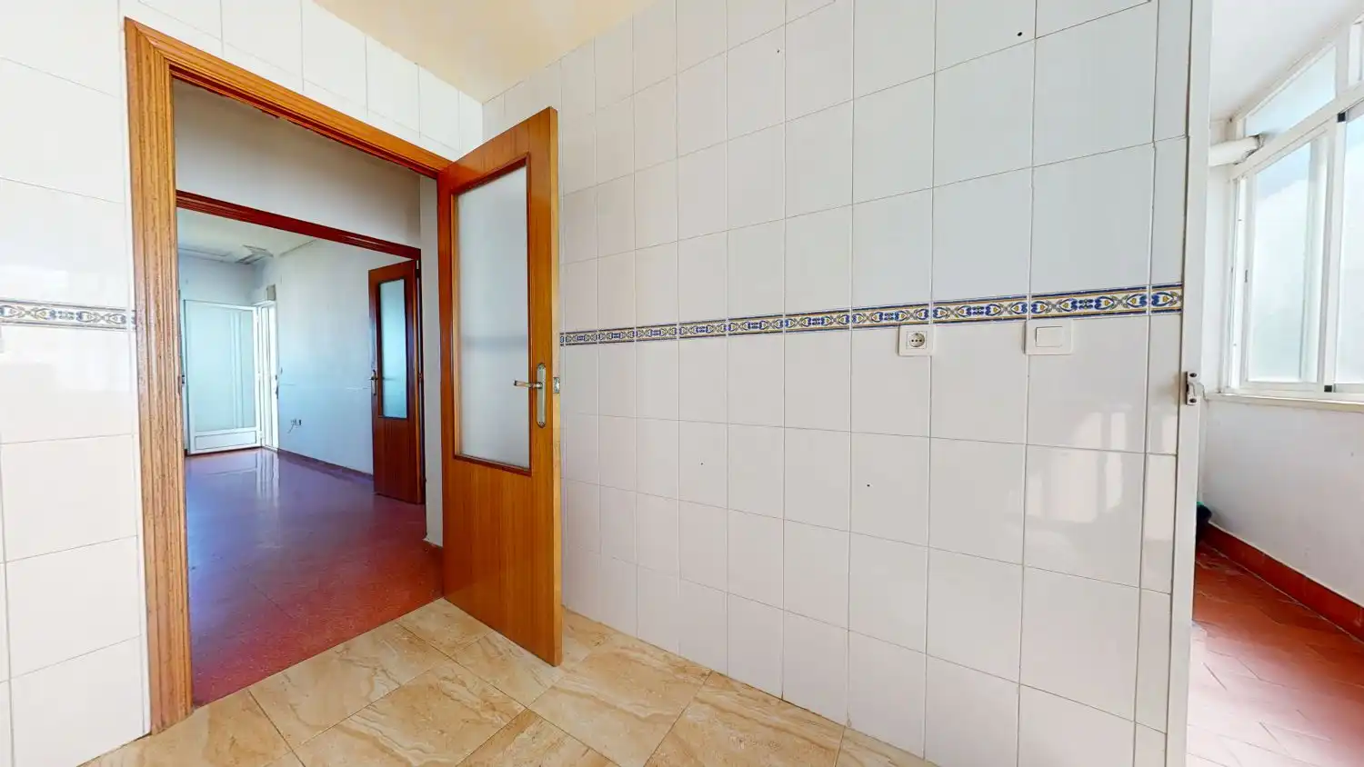 Flat with terrace for sale in ANTONIO MACHADO 4, imagen 5