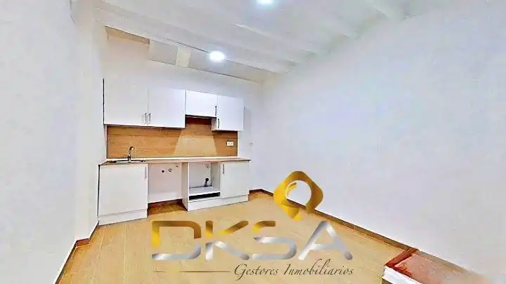 Haus mit Balkon zum Verkauf in Calle JUAN BARCELO, imagen 2