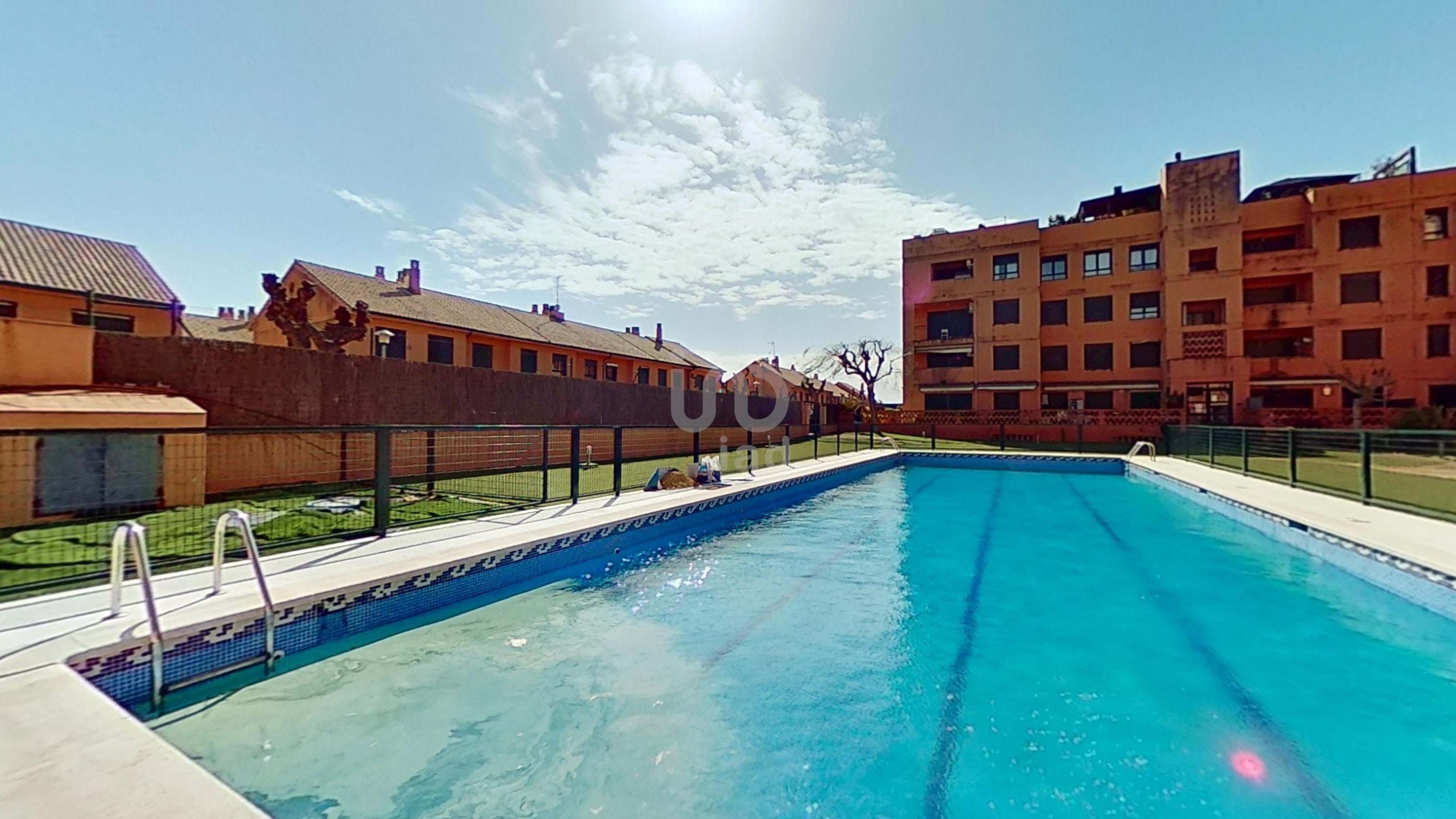 Piscina de Casa o xalet en venda en El Vendrell amb Aire condicionat, Calefacció i Terrassa