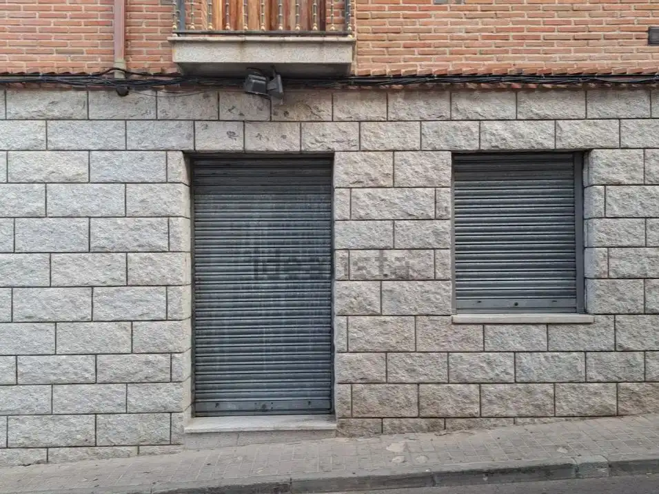 Vista exterior de Local de alquiler en Colmenar Viejo