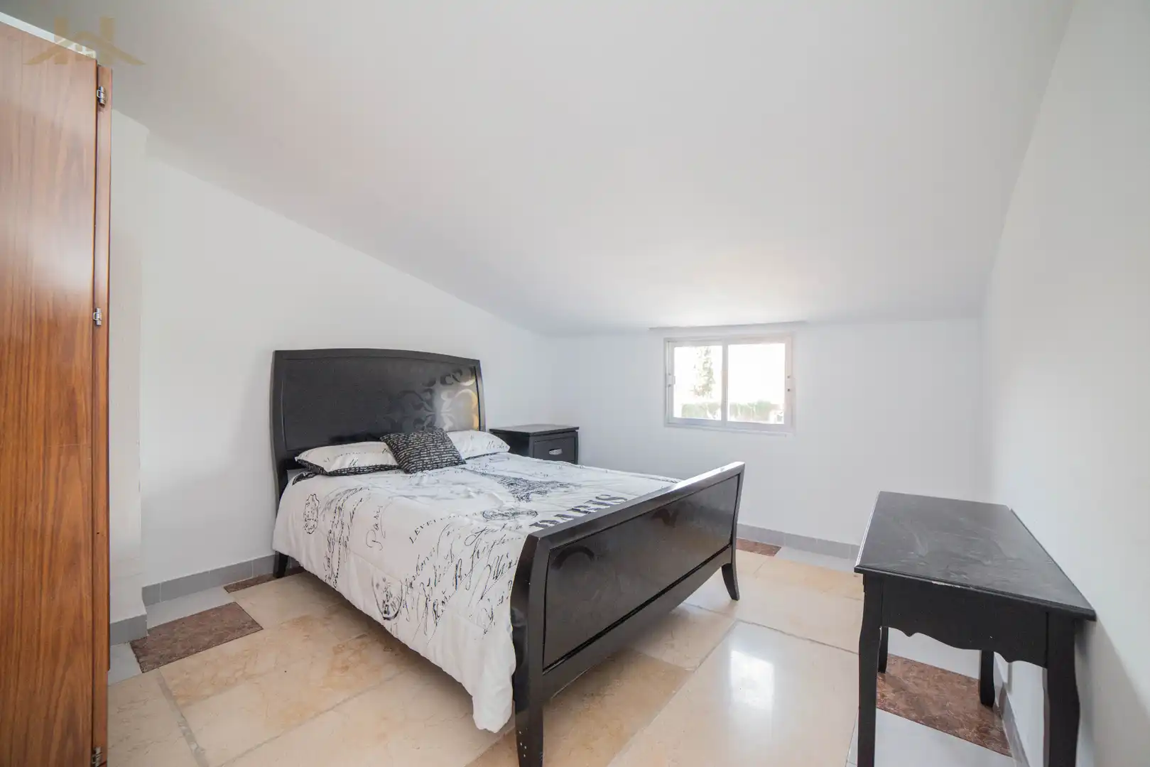 Dormitori de Casa o xalet en venda en Yeles amb Calefacció, Jardí privat i Terrassa