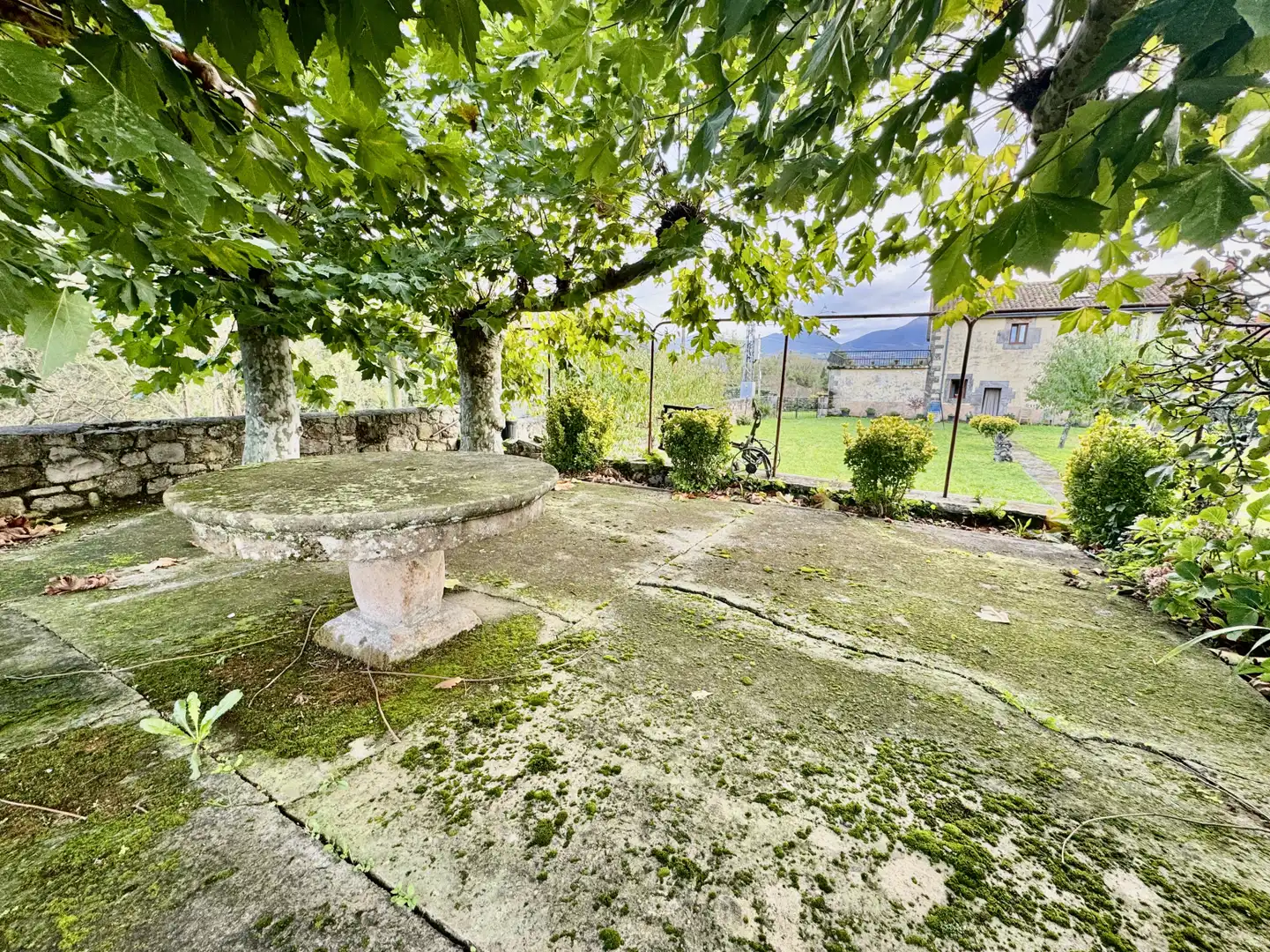 Jardín de Casa adosada en venta en Molledo con Parquet, Terraza y Amueblado