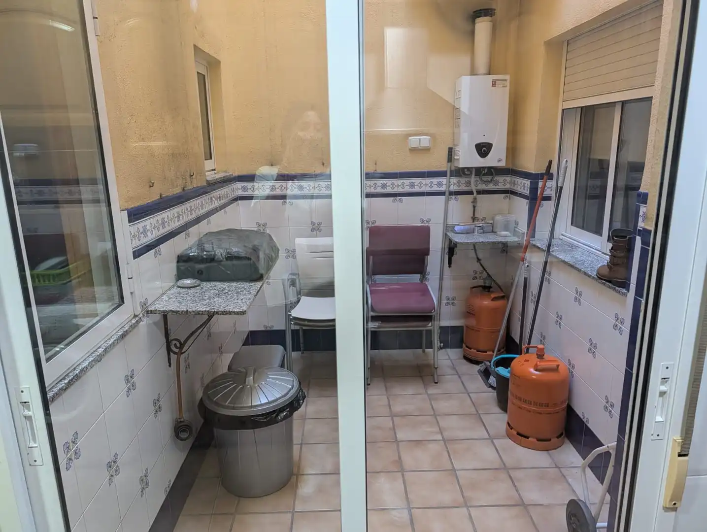 Cuina de Casa o xalet en venda en Albal amb Terrassa, Moblat i Balcó