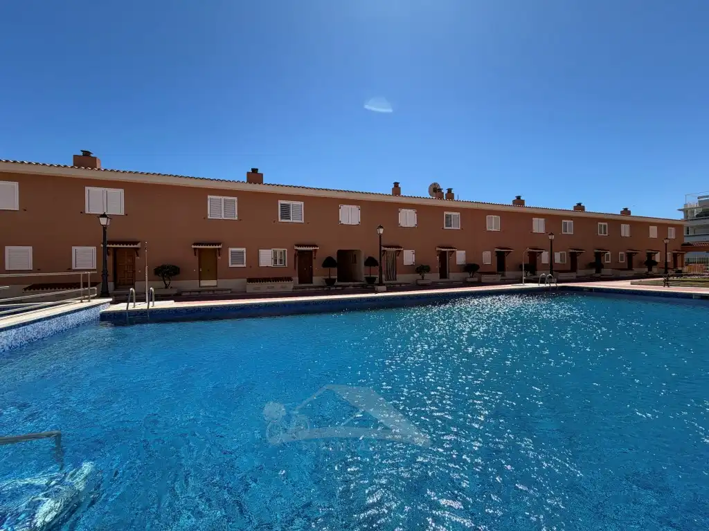 Piscina de Casa o xalet en venda en Cambrils amb Piscina comunitària