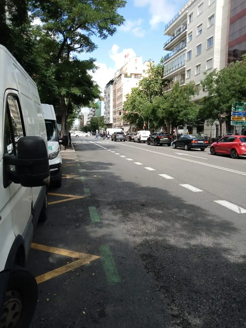 Vista exterior de Local en venta en Madrid con Aire acondicionado, Calefacción y Amueblado
