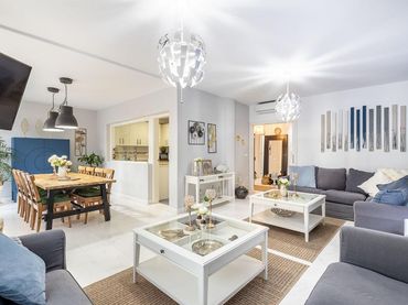 Casa amb balcó en venda a Calle Rector Juan de Dios López González 3