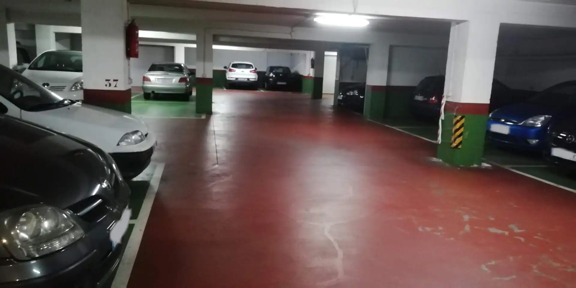Einzelparkplatz mit Aufzug zum Verkauf in Rúa Rodríguez Seoane