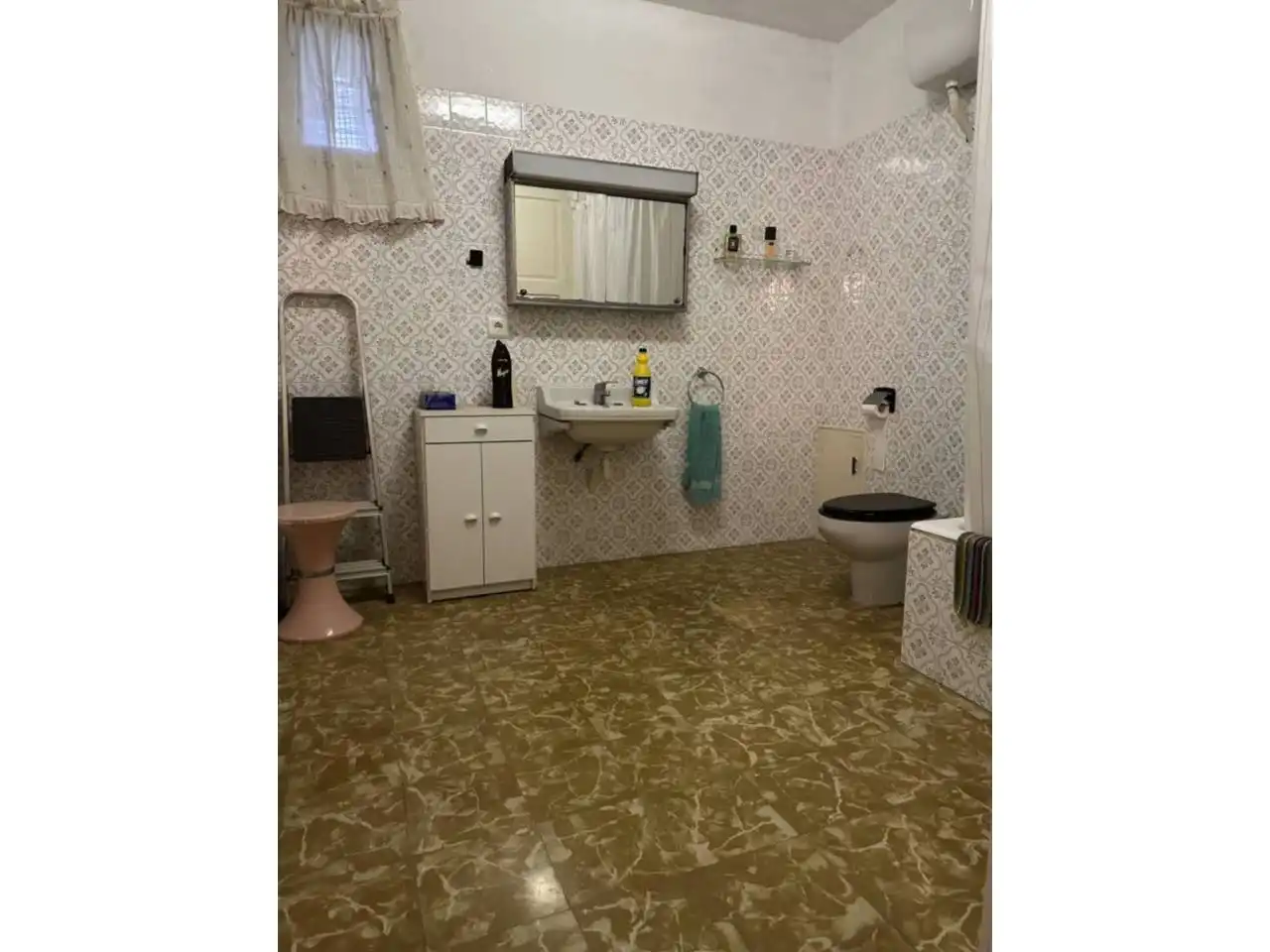 Baño de Casa o chalet en venta en Estaràs con Calefacción y Amueblado