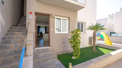 Bungalow de 2 dormitorios en la mejor zona de Aguas Nuevas Sector 25, Torrevieja. Patio privado, aire acondicionado, aparcamiento,, imatge 5