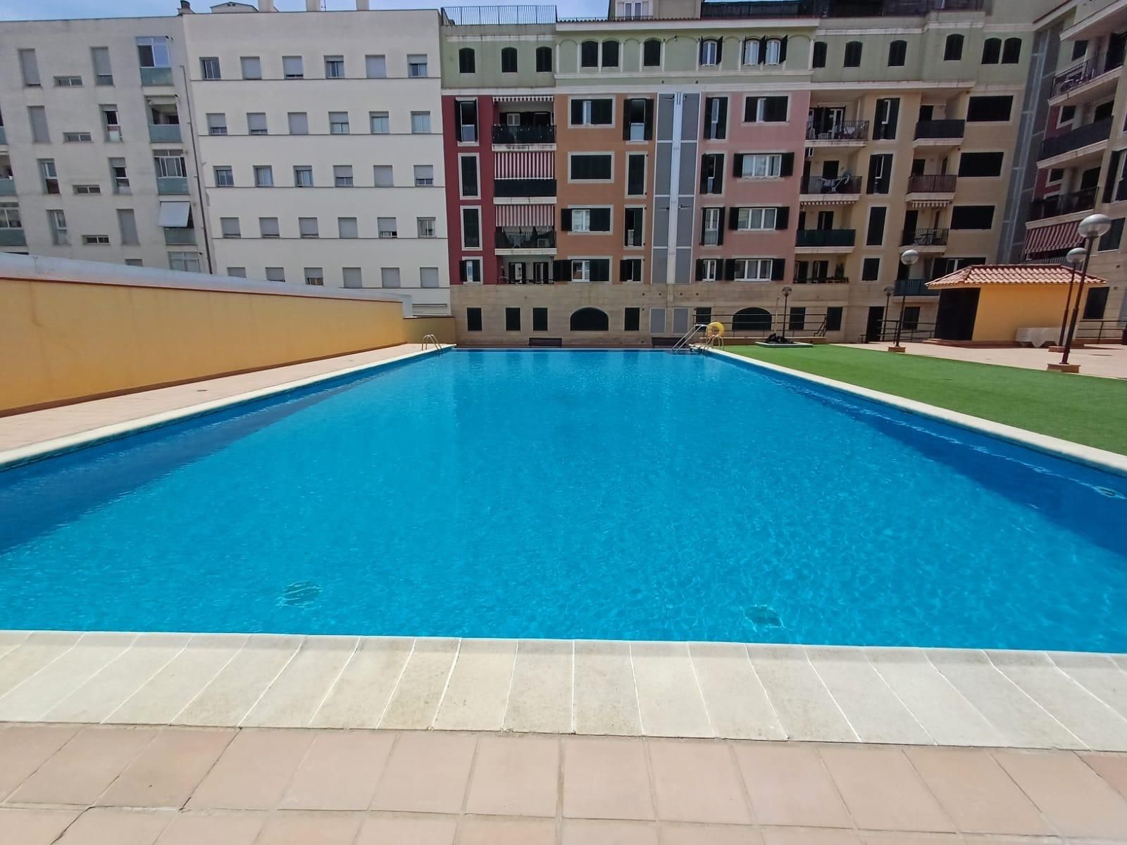 Piscina de Pis en venda en  Palma de Mallorca amb Aire condicionat, Calefacció i Jardí privat